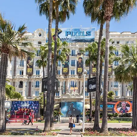 Blanc Bleu * Cannes